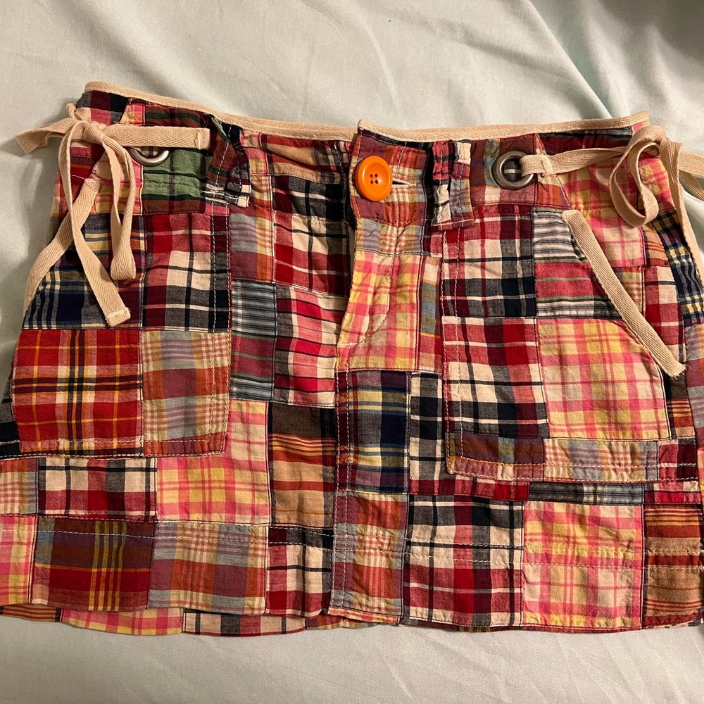 Ladies (more like girls/teen) American Eagle madras mini skirt